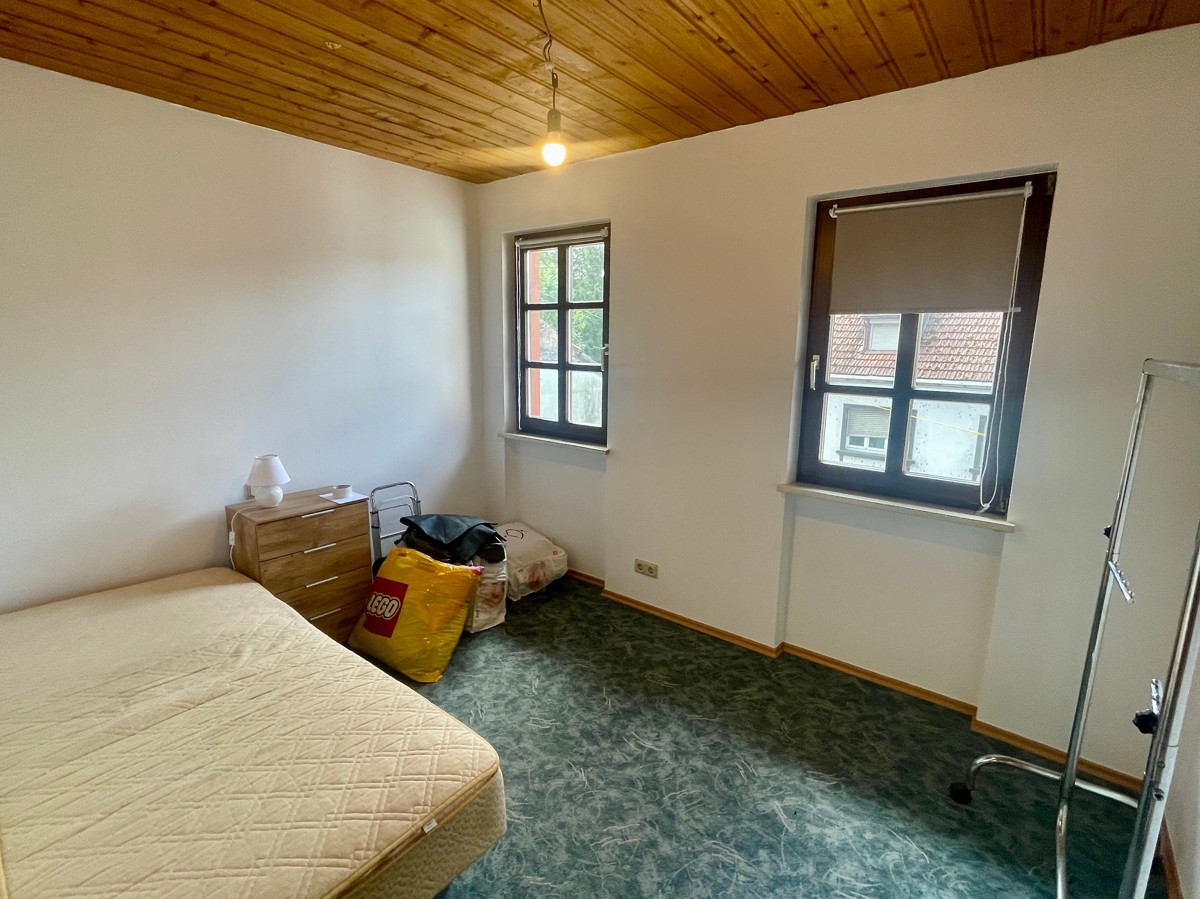 Schlafzimmer/Bürozimmer.jpg Schlafzimmer/Bürozimmer.jpg